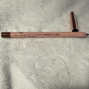 mallyLongwear Lip Liner in Dark Mocha